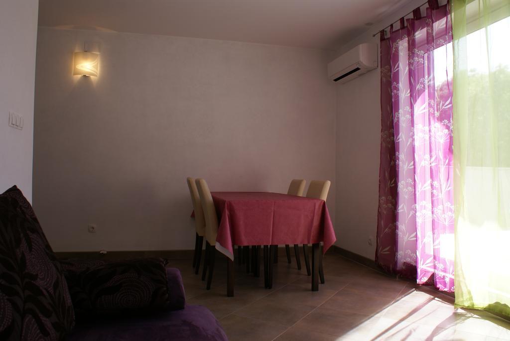 Apartment Adria Sun Porat  Exterior foto